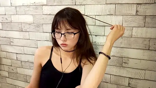 DelicaBrome online show from 05/14/26, 11:40