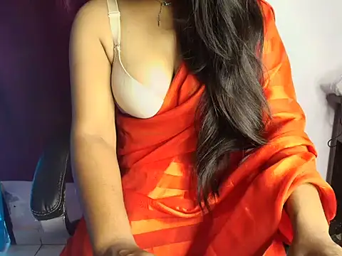 Hotty Girl147 online show from 05/06/26, 05:11