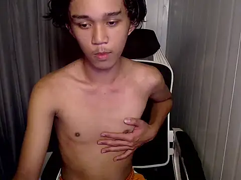 urnaughty paul online show from 05/13/26, 12:12