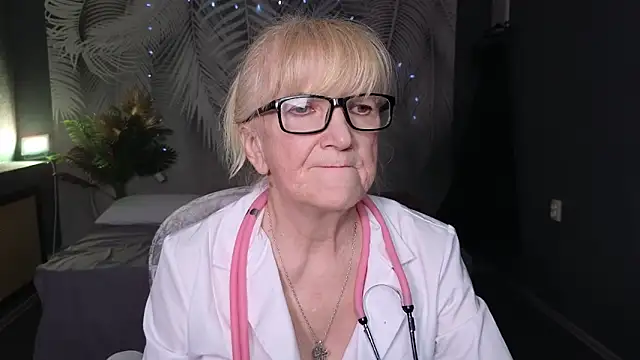 Dr Mireille online show from 05/16/26, 07:40