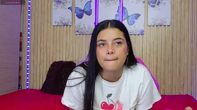 sara  gomez1 online show from 05/15/26, 02:09