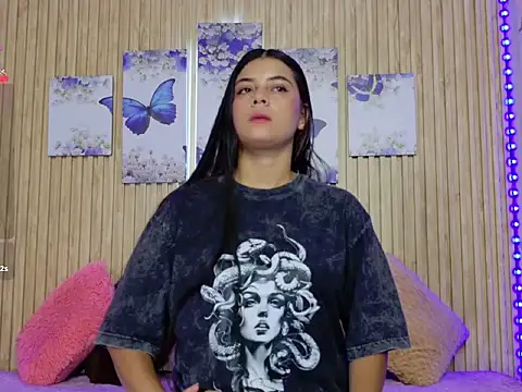 sara  gomez1 online show from 04/23/26, 01:34