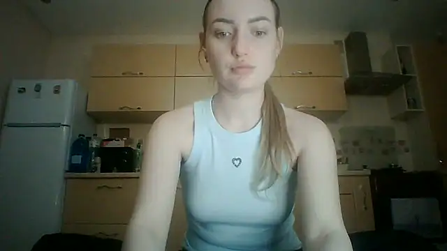 Snapshot of Lisanta chatting on 07/10/26, 07:36 Lisanta online show from 07/10/26, 07:36