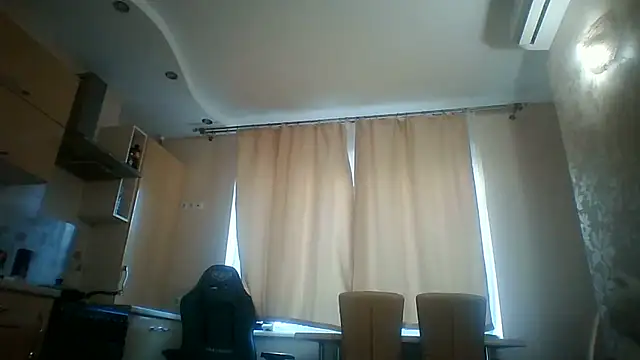 Snapshot of Lisanta chatting on 06/25/26, 03:39 Lisanta online show from 06/25/26, 03:39