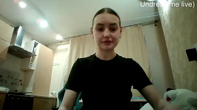 Lisanta online show from 05/20/26, 04:15