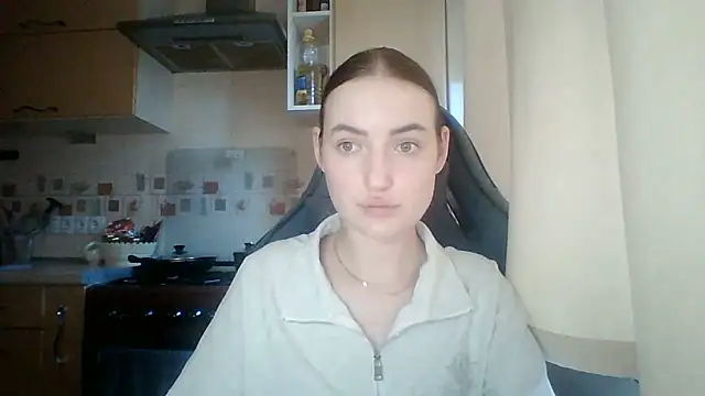 Snapshot of Lisanta chatting on 06/16/26, 03:56 Lisanta online show from 06/16/26, 03:56