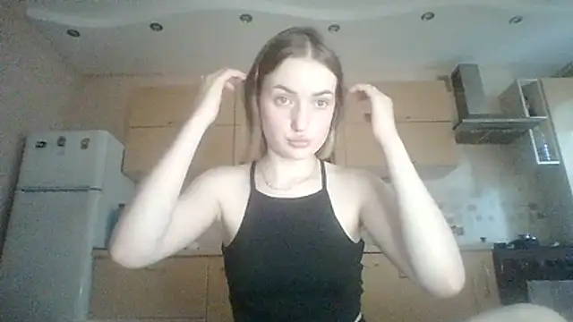Snapshot of Lisanta chatting on 07/15/26, 02:24 Lisanta online show from 07/15/26, 02:24