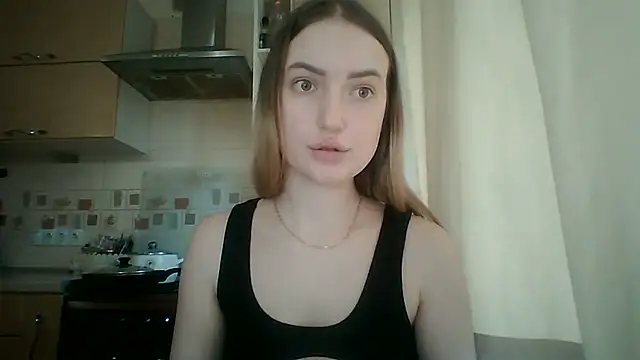 Lisanta online show from 06/03/26, 04:12