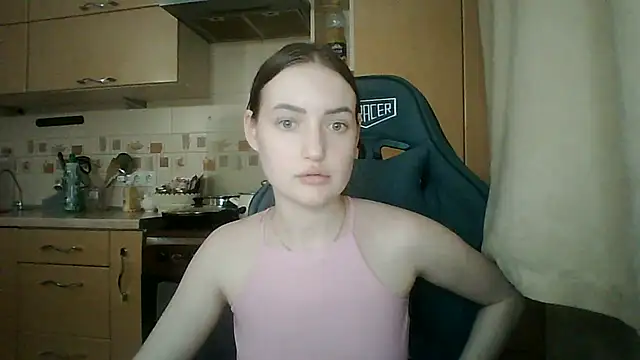 Snapshot of Lisanta chatting on 06/11/26, 07:55 Lisanta online show from 06/11/26, 07:55