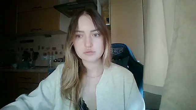 Lisanta online show from 05/30/26, 04:01