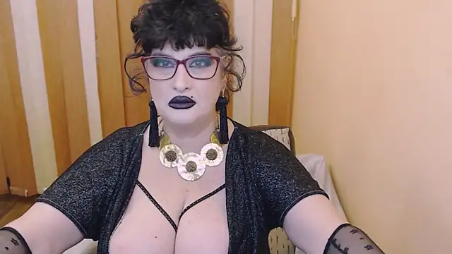 QuuenOfSin online show from 03/01/25, 07:04