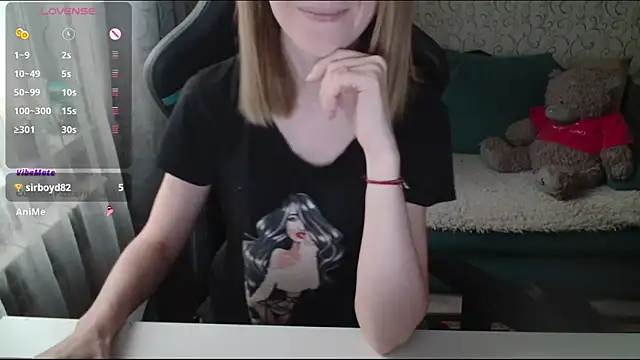  AlliceCullen  online show from 04/26/26, 03:42