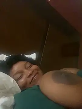 thedarkenchantress online show from 10/13/25, 01:34