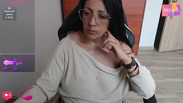 Melissaleehot online show from 07/10/26, 08:31