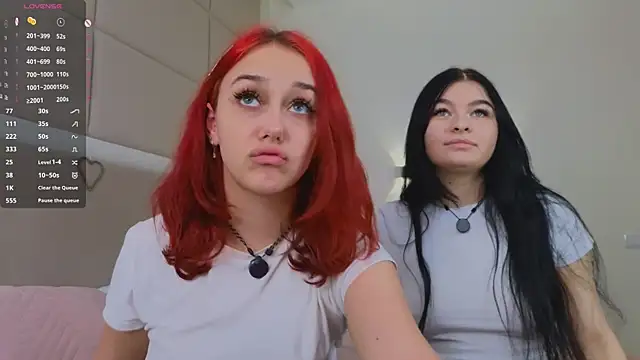 TaffyLune online show from 04/24/26, 09:00