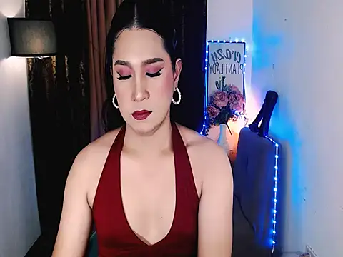 Snapshot of SWEETBELLA69 chatting on 06/26/26, 04:07 SWEETBELLA69 online show from 06/26/26, 04:07