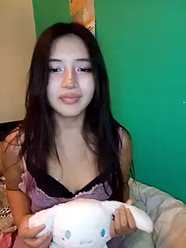 Snapshot of HonyHanna chatting on 04/29/26, 02:16 HonyHanna online show from 04/29/26, 02:16