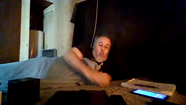 Nightshade1195 online show from 05/13/26, 04:03