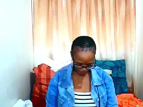 Ebony Bloom69 online show from 05/11/26, 04:36