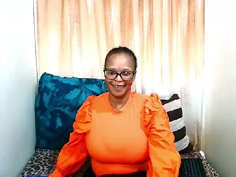 Ebony Bloom69 online show from 06/01/26, 05:29