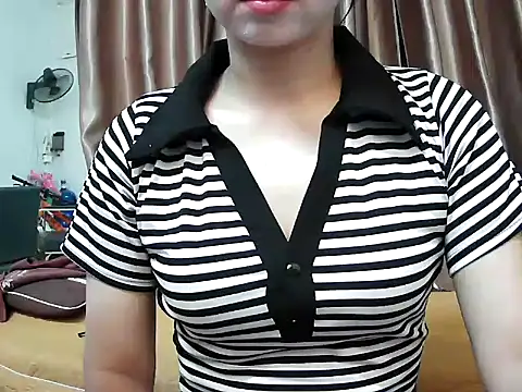 Mimi 200 online show from 04/21/26, 06:42