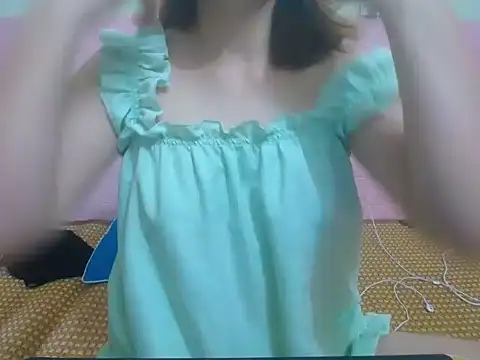Mimi 200 online show from 05/13/26, 03:13