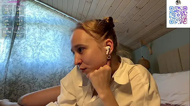 oliviakiiss online show from 04/27/26, 02:15