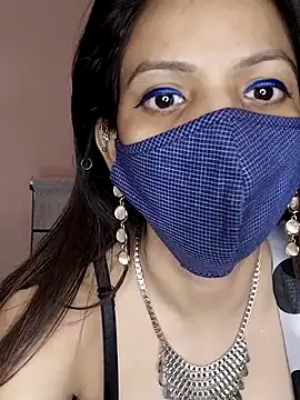 lovelyrosewifey online show from 05/10/26, 11:36