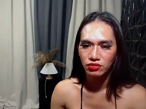 Queen Haliyah online show from 05/15/26, 11:58