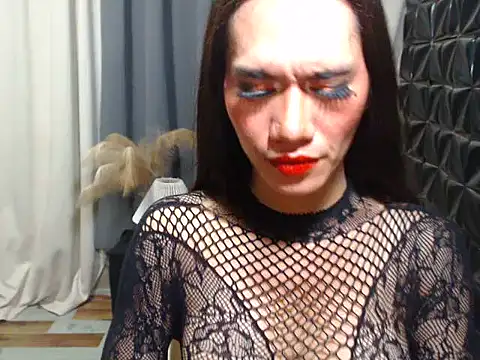 Snapshot of Queen_Haliyah chatting on 06/11/26, 05:04 Queen Haliyah online show from 06/11/26, 05:04