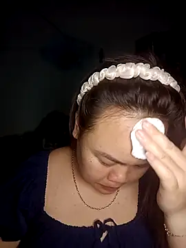 Truxcy1 online show from 04/21/26, 04:46