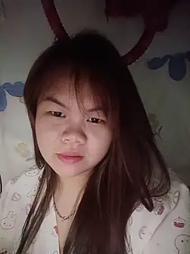 Truxcy1 online show from 05/17/26, 05:35