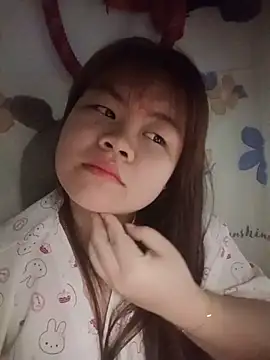 Truxcy1 online show from 05/20/26, 07:55