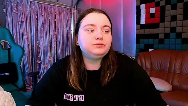 Snapshot of CatherineClaire chatting on 05/23/26, 03:22 CatherineClaire online show from 05/23/26, 03:22