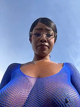 CocoaLuxeXXX online show from 06/23/26, 01:09