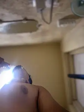 Santi2026  online show from 04/20/26, 02:07