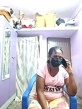 Snapshot of tamil_lekha chatting on 04/24/26, 10:17 tamil lekha online show from 04/24/26, 10:17