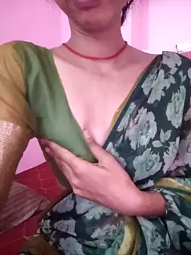 Vidhya Balan143 online show from 05/05/26, 03:48