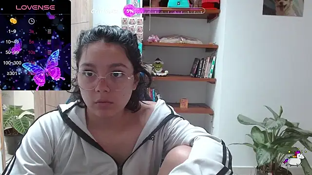 trixietangg online show from 04/20/26, 04:52