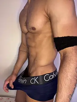 Lucas 93840 online show from 07/12/26, 03:57