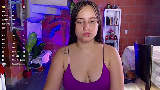 Valerymoon19 online show from 06/18/26, 06:35