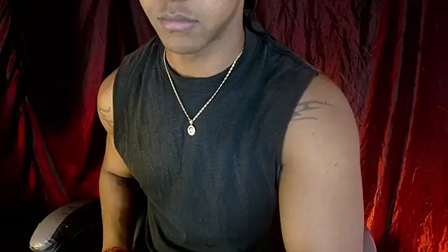 Snapshot of zoriel_bigcock chatting on 05/13/26, 06:26 zoriel bigcock online show from 05/13/26, 06:26
