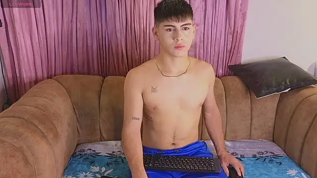 josethariaz25 online show from 05/15/26, 10:35
