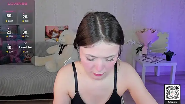LinnLove online show from 06/06/26, 07:02