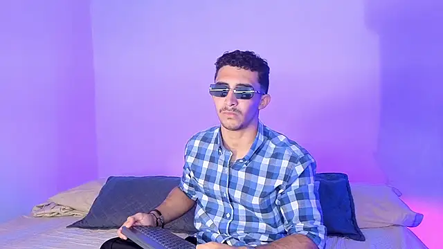 Snapshot of caius_bigcock1 chatting on 07/23/26, 12:35 caius bigcock1 online show from 07/23/26, 12:35
