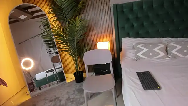 Chloefixxx online show from 04/27/26, 08:51