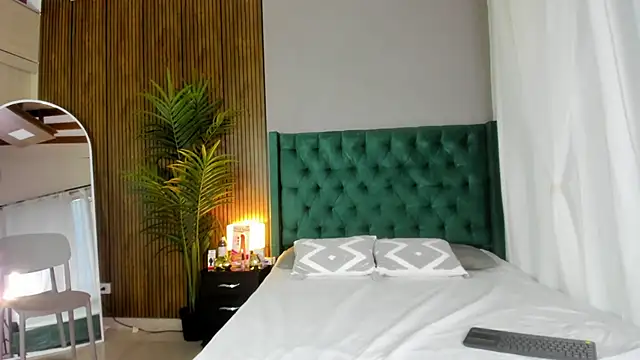 Chloefixxx online show from 05/18/26, 08:35