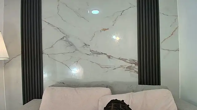 PaulineKosh online show from 07/17/26, 07:33