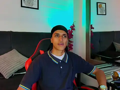 Alan Colthon online show from 04/24/26, 02:24