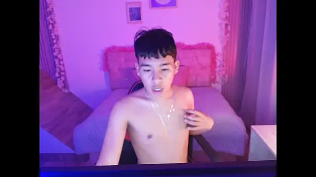 Cata Saeeenz online show from 05/25/26, 01:49